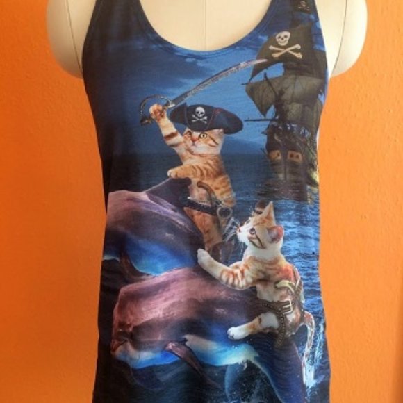 Lot of 3 Unworn Weird Fun Pirate Alien Star Wars Cat Tank Tops Small Hot Topic - Picture 5 of 6
